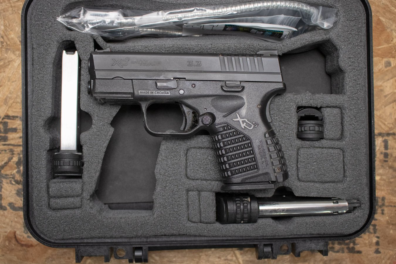 SPRINGFIELD XDS-45 3.3 45ACP Police Trade-In Pistol with Case, Three Magazines (Good Condition)